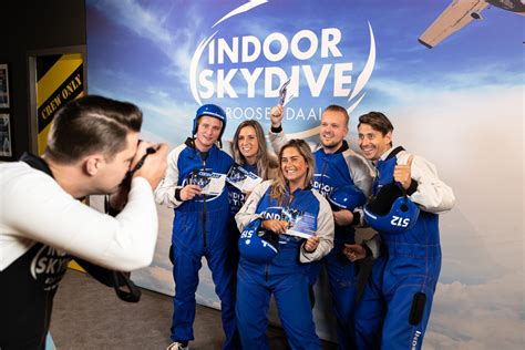 indoor skydive roosendaal het indoor skydive centrum van nederland