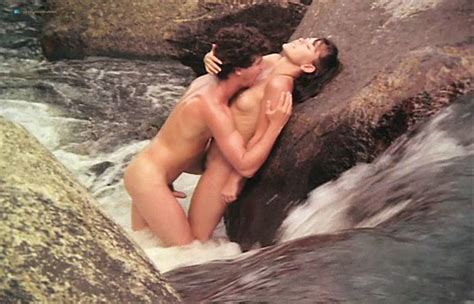 vanessa alves nude full frontal helena ramos and alvamar taddei nude bush volúpia de mulher
