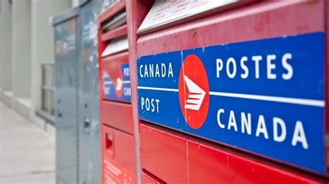 canada post issues delivery deadlines  avoid  service