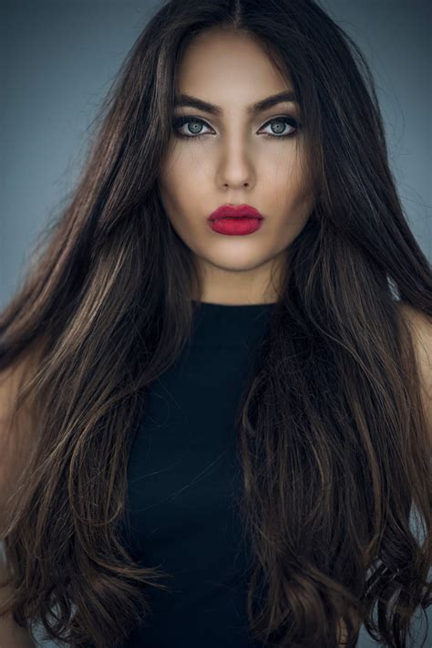 long thick hair 6 gorgeous hairstyles for the holidays