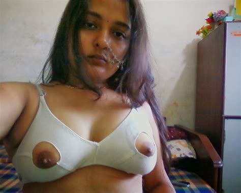 beautiful desi girl cleavage hot girl hd wallpaper