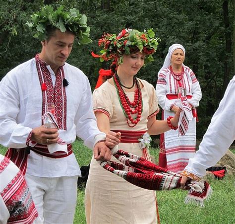 please help me make a ukrainian friends wedding special with tips about your tradition games