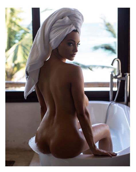 lindsey pelas nude the fappening leaked photos 2015 2019