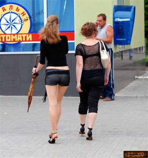 Russian Girls Walking Around A City ~ Beat By The Nudge No You Re Dumb