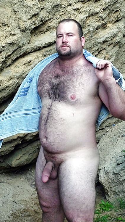 naked chubs and bears on the beach 95 pics