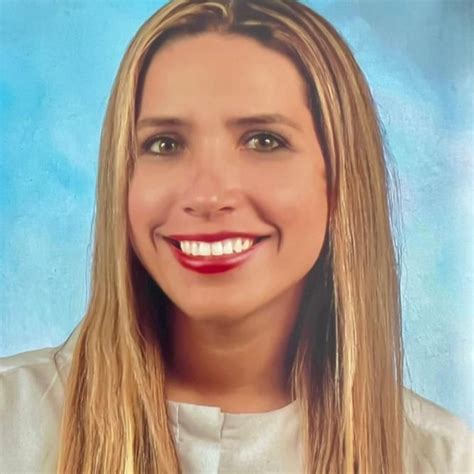 Nicole Montoya Benítez Crew Lan Peru Linkedin