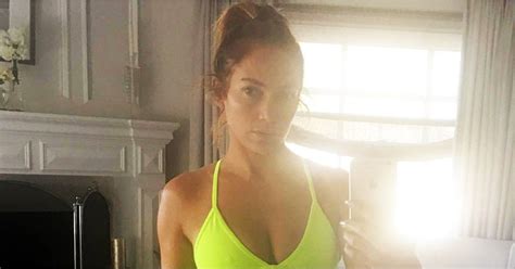 6 Of Jennifer Lopez S Hottest And Most Badass Workout