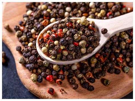 Black Pepper Vs White Pepper Is White Pepper Healthier