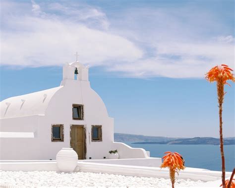 Where To Stay In Santorini The Best Areas Hotels And Apartments