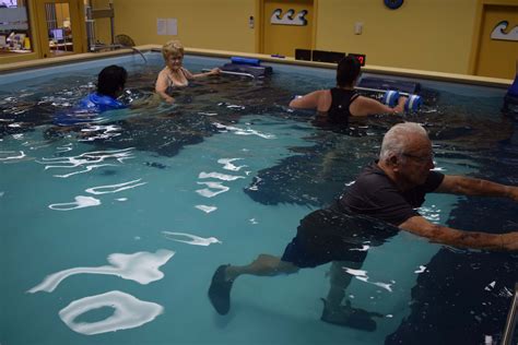 successful physical therapy franchise  aquatic therapy pools
