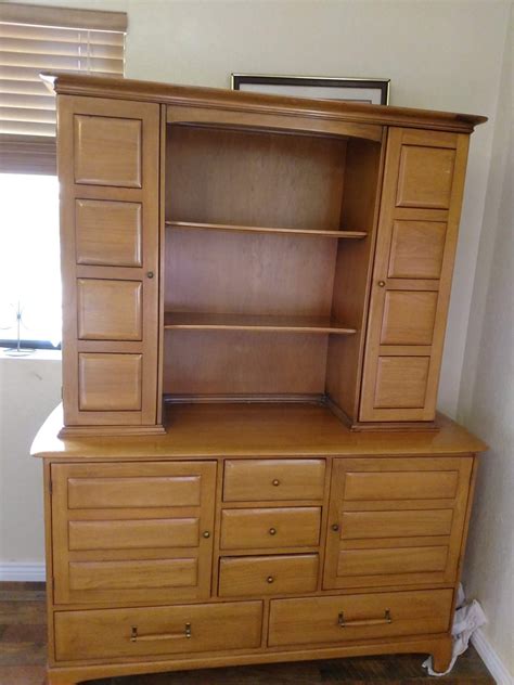 How Much Is This Pecan Hutch Worth I Believe It Is From