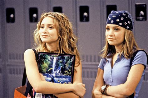 nickelodeon acquires mary kate and ashley olsen s old content library