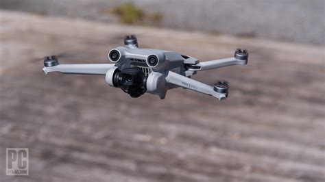 fly  drone pcmag