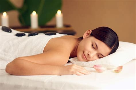 massage holistic therapy adna cristina beauty