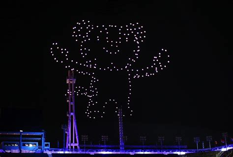 intel held  drone light show   olympics closing ceremony  drone girl