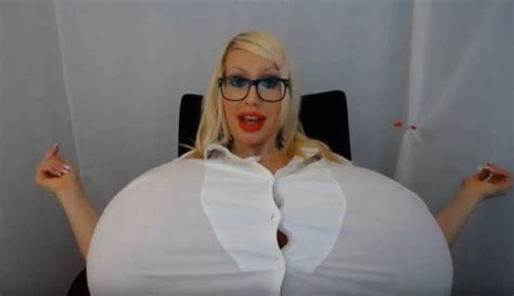 Beshine Webcam Show 2020 Live Big Tit Cams Show Online
