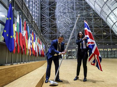 moment british flag    brussels brexit