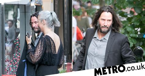 Keanu Reeves And Girlfriend Enjoy Dinner With Matrix 4 Cast Metro News