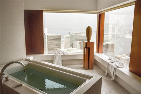 here are 7 of the sexiest suites in the world according to mr and mrs