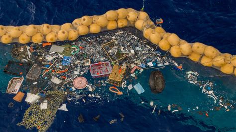 ocean cleanup successfully catches plastic   great pacific garbage patch updates