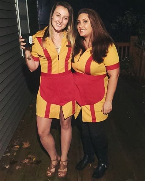 Two Broke Girls Best Halloween Costumes For Best Friends 2020