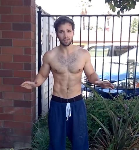 ladies nathan kress from icarly you re welcome age 22 9gag