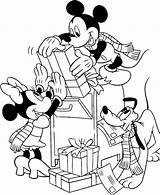 Coloring Mickey Mouse Christmas Pages Friends Cartoon Printable Disney Colouring Characters Minnie Drawing Kids Clipart His Cartoons Holiday Print Cliparts sketch template