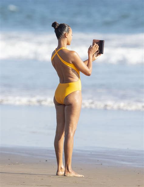 Zoe Saldana – In Bikini On The Beach In Malibu 29 – Gotceleb