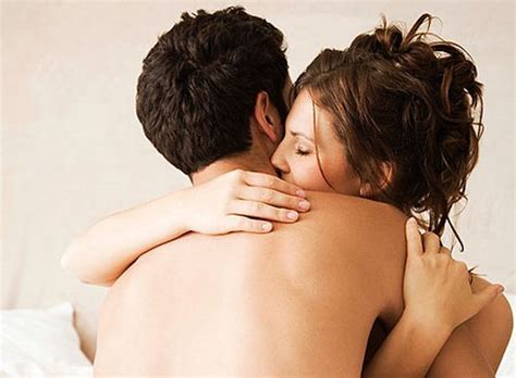 Sex Survey Reveals Women Over 35 Don T Make Love Very