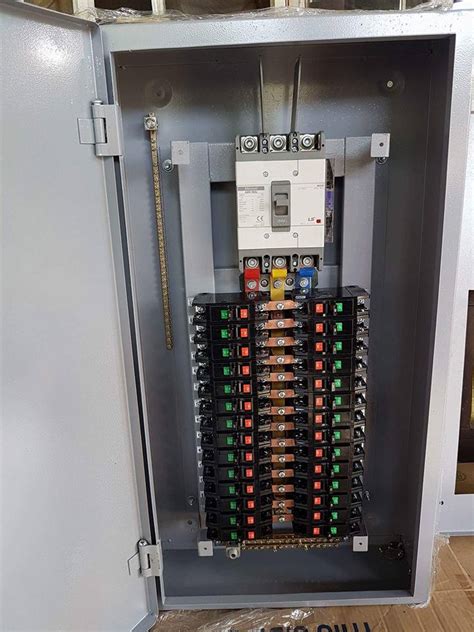 panel board  circuit breaker wynsel electrical supply