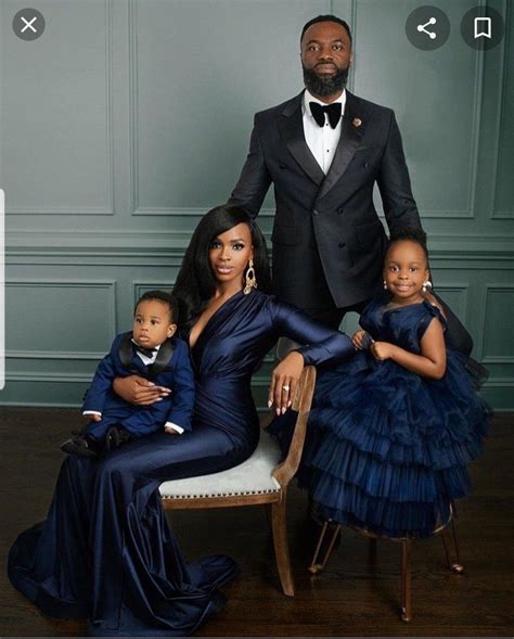 family christmas pictures outfits family holiday  family picture outfits glam family