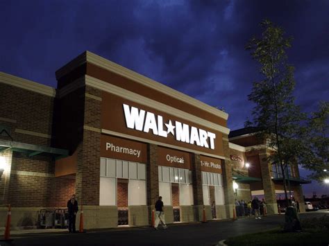 wal mart suddenly closes stores business insider