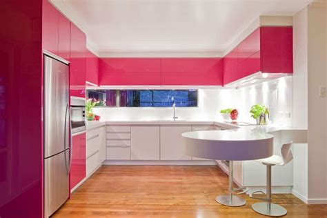 contoh desain dapur warna pink thegorbalsla