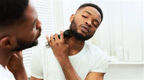 Displaying High Social Value Do Women Find Men With Beards More
