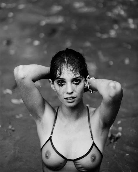 Maya Hawke See Through Almost Topless 7 Photos The Fappening
