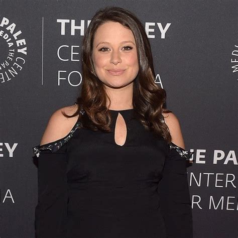Katie Lowes Exclusive Interviews Pictures And More Entertainment Tonight