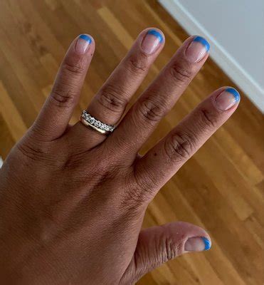 lucky nails  spa    reviews  bessom st marblehead