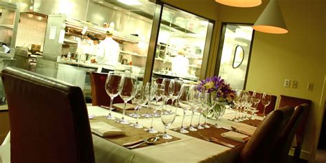 delmonico steakhouse las vegas chefs table chefs table kitchen