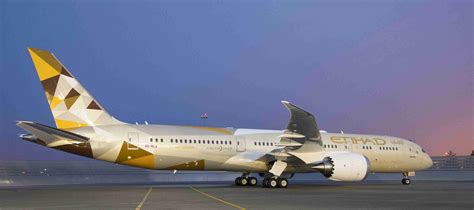 etihad airways receives   boeing   dreamliner flightchic