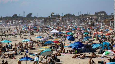 Newport Beach Votes To Keep Beaches Open With Additional Enforcement Cnn