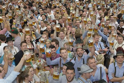 munich oktoberfest 2014 photos of the world s biggest beer festival