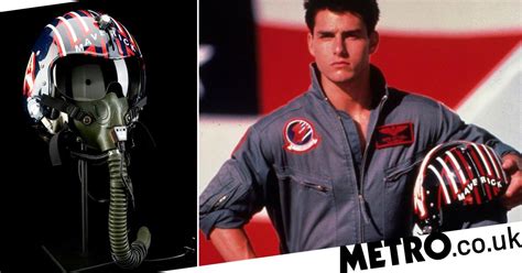 Tom Cruise’s Helmet From Top Gun Sells At Auction For £250 000 Metro News
