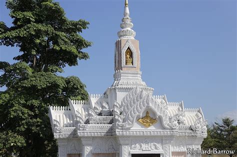 city pillar shrine thailand guidebook