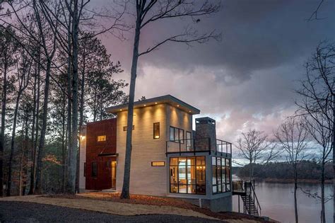 modern lake house  alabama blends    surroundings