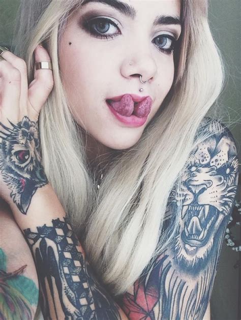 ray mattos makes me want a tongue split aswell tattoo girls