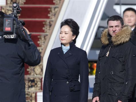 peng liyuan peng liyuan china s first lady of fashion pictures