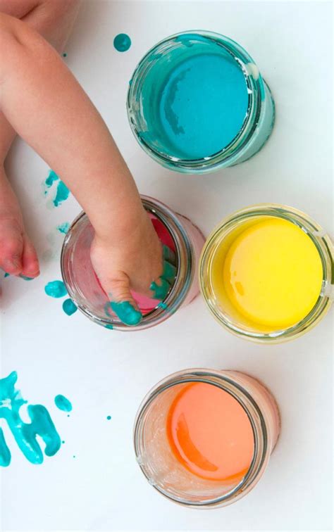 pintura casera de manos para niños y bebés comestible y natural