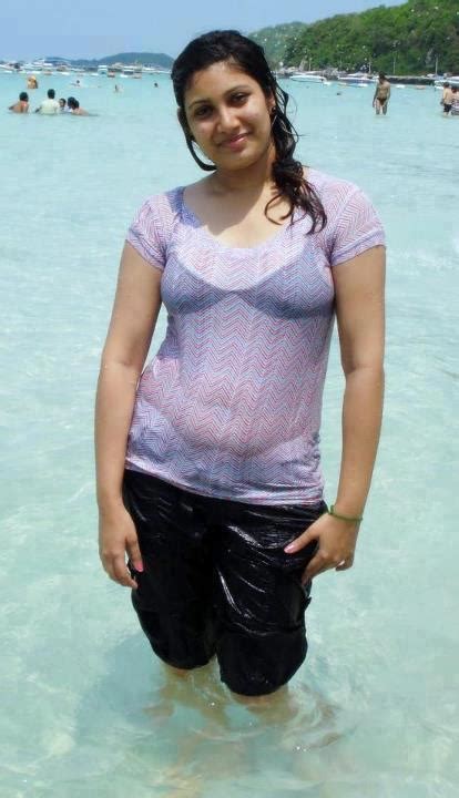 nude indian college girls and aunties desi hot indian bhabhi