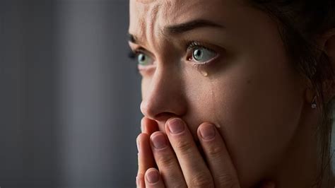 Why Do We Cry Know The Science Behind Tears And Benefits Of Crying