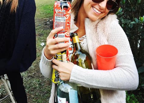 the cool girl s guide to surviving a frat party
